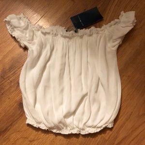 Brandy Melville Off the shoulder Crop top